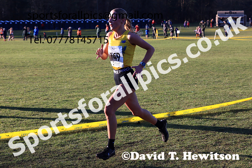 Senior womens 2025 Northern Cross Country Champs, Tatton Park, Knutsford, Cheshire. Photo: David T. Hewitson/Sports for All Pics